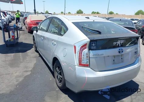 2015 Toyota Prius Four из США, поврежденный, VIN JTDKN3DU7F1908019